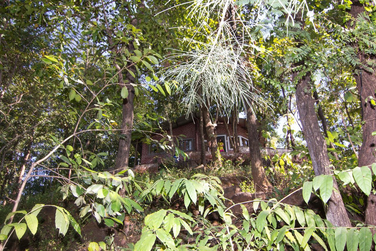 Sterling Nature Trails Dabhosa , Jawahar Birjpara Eksteriør billede